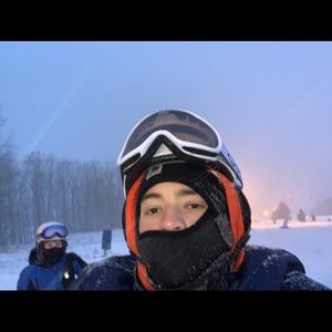 Meet your Posher, Anthony